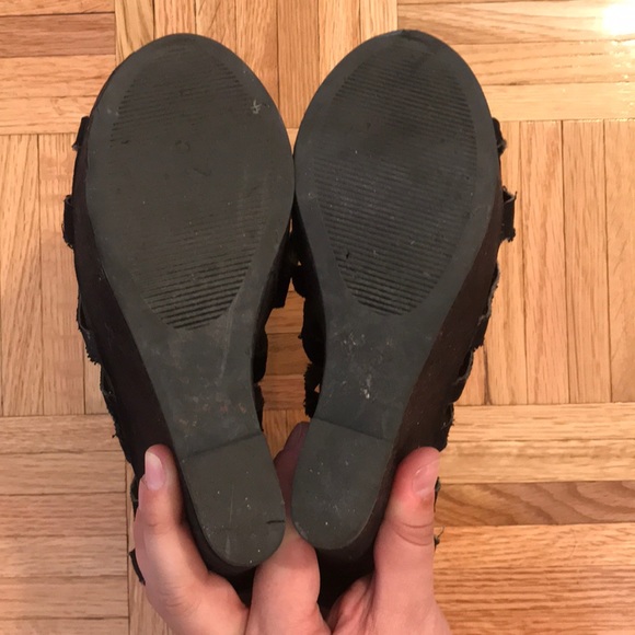 Madden Girl Wedge Sandals - Size 8.5 - Picture 3 of 3